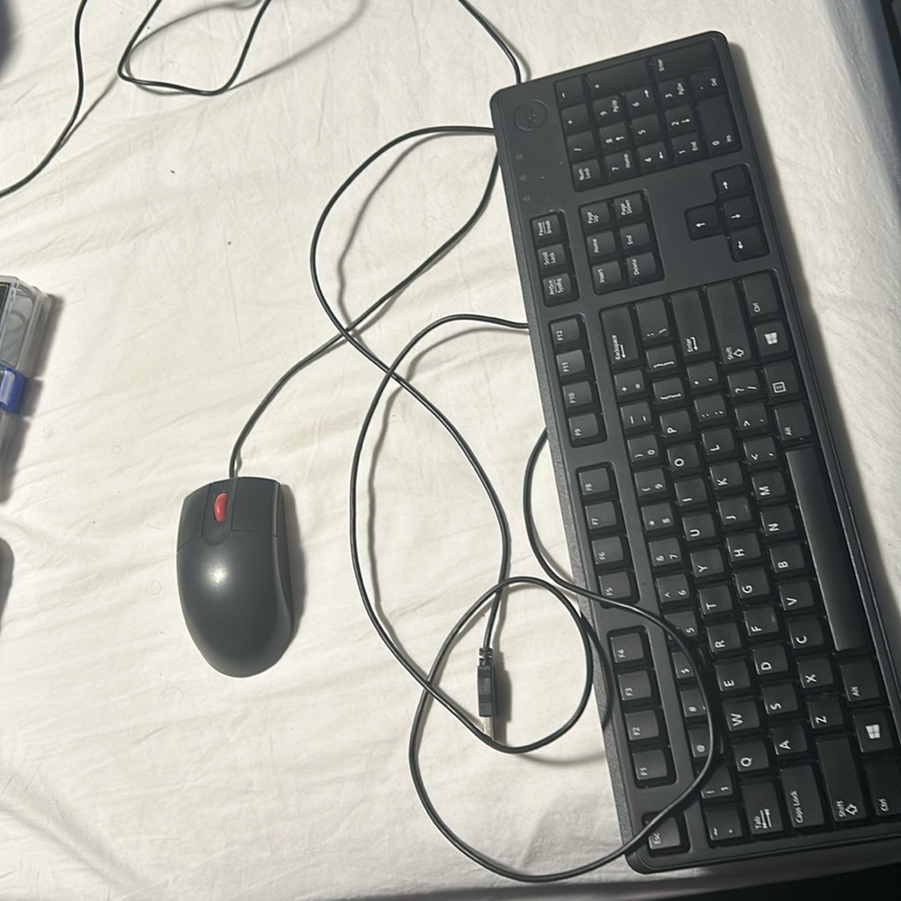 Mouse and keyboard - Picture 2 of 2